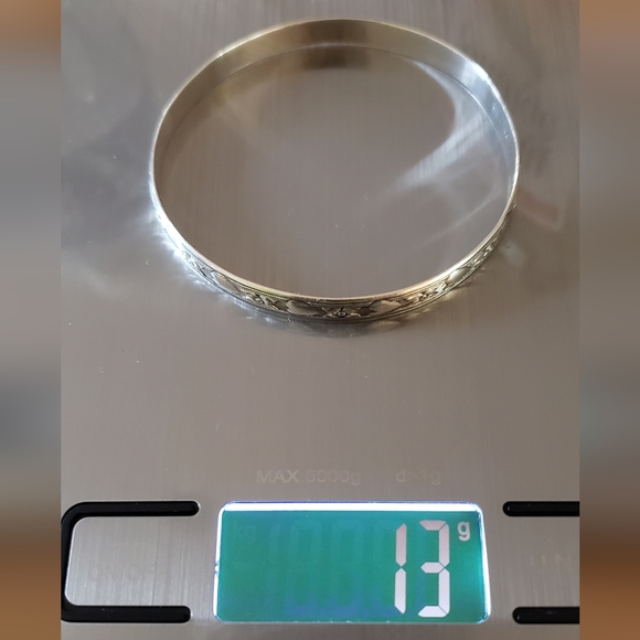 Sterling Silver Heart Bangle - Picture 4 of 4